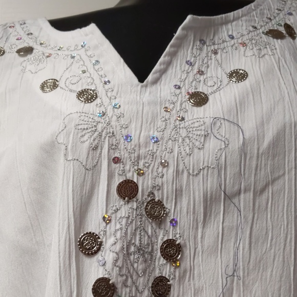 White v neck blouse with embroidery and sequin pat - Picture 3 of 7